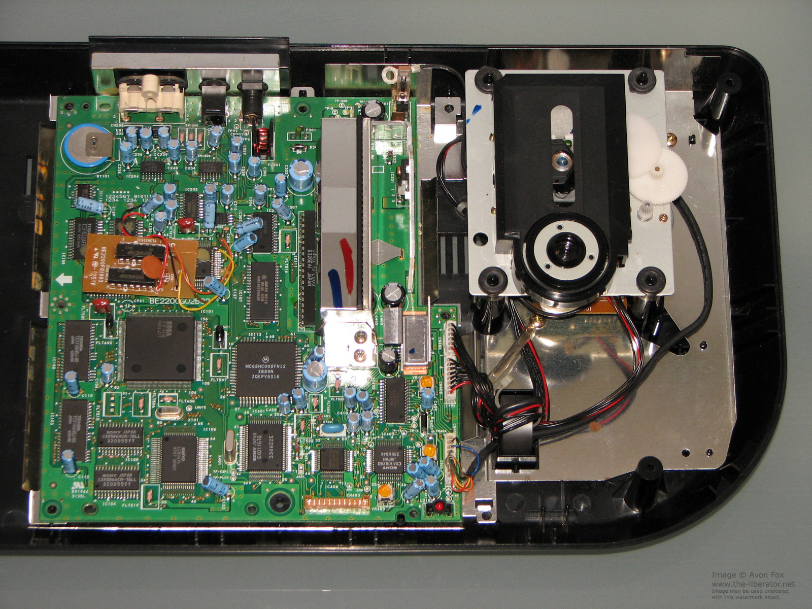 Sega-Mega-CD2-009-Motherboard.JPG