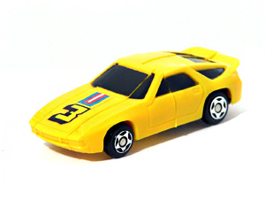 Zybots Road Master in Yellow Porsche Sports Car Mode